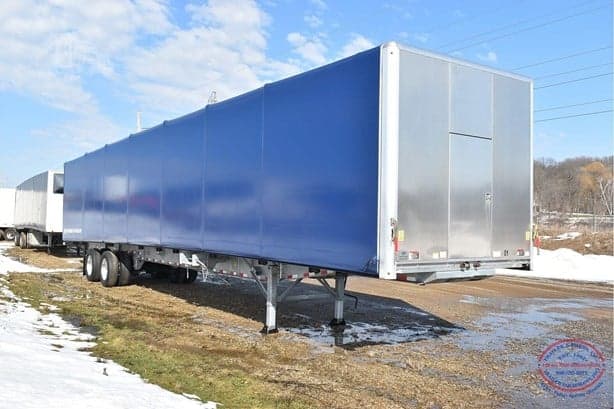 2027 HYUNDAI Curtain Side